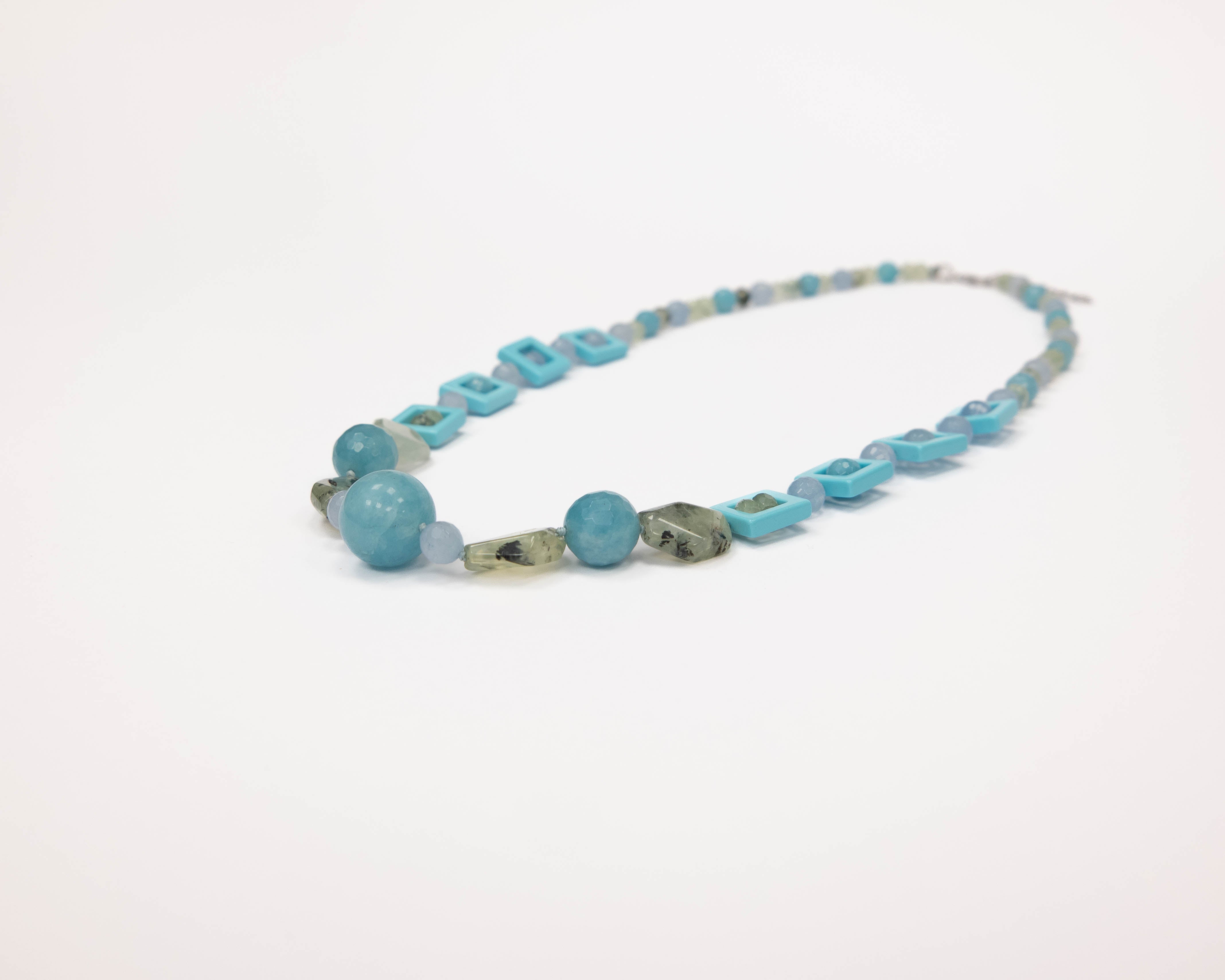 Collana in Quarzo celeste e Prehnite