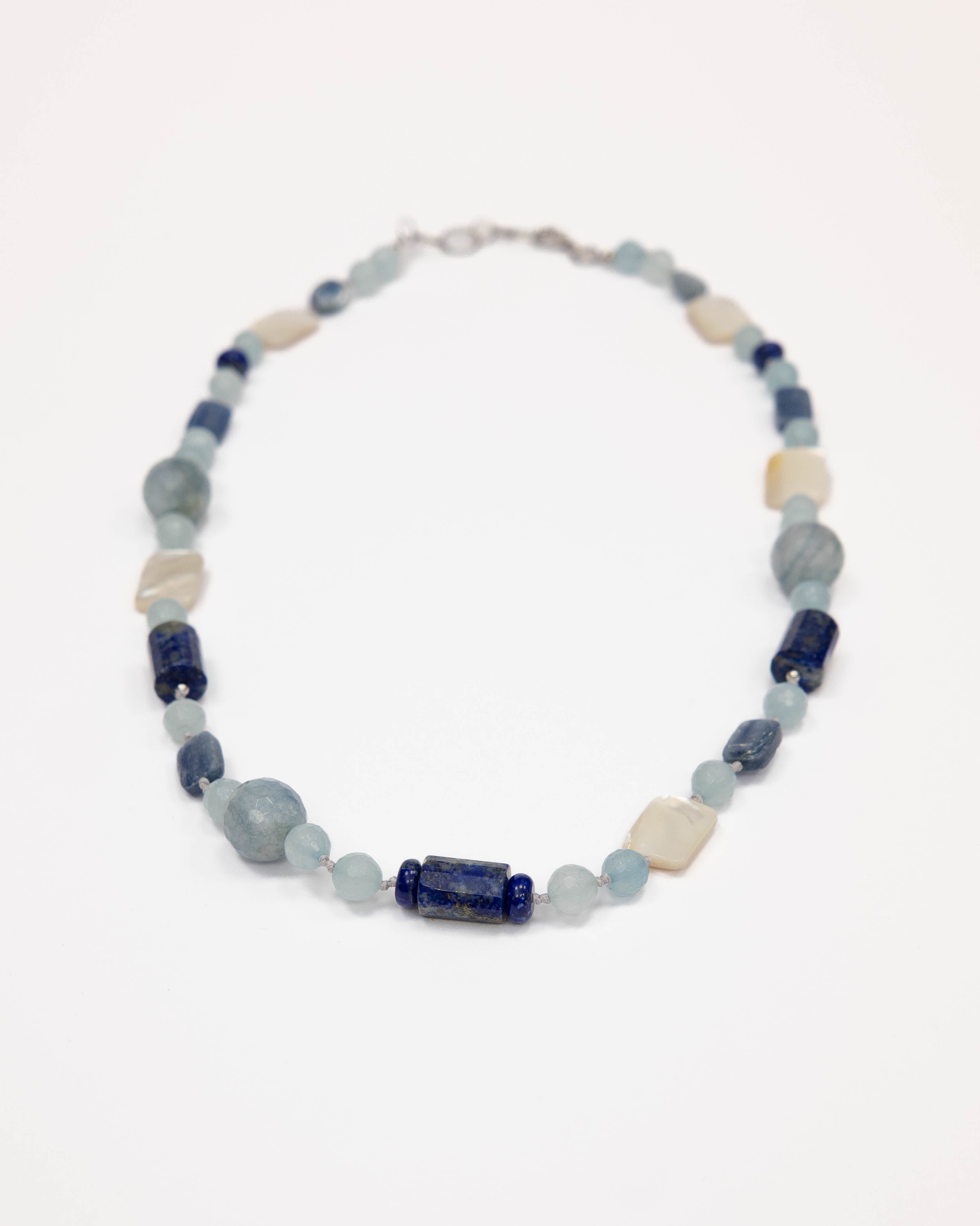 Collana in Quarzo celeste, Distene, Lapislazzuli e Madreperla