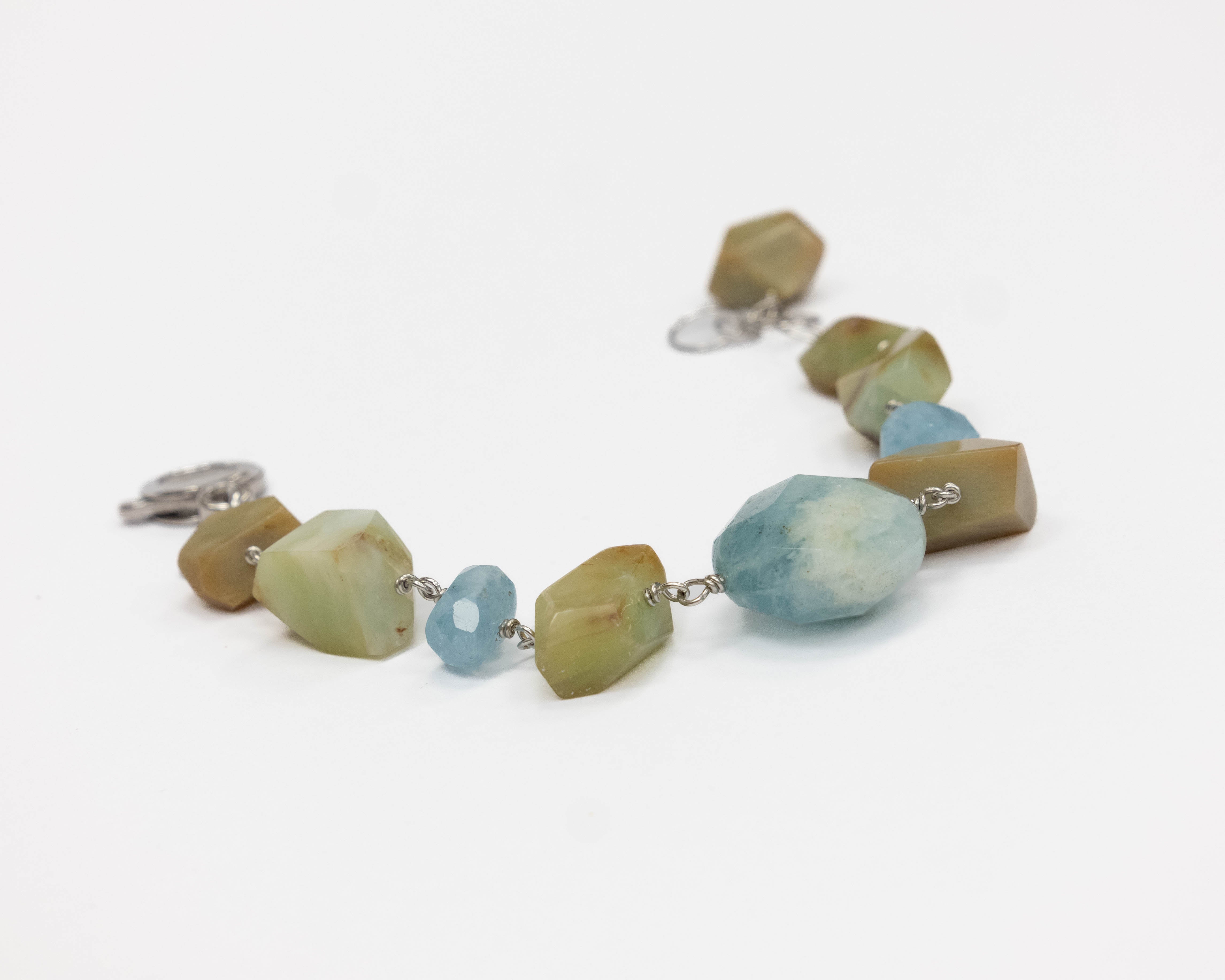 Bracciale in Acquamarina e Opale celeste