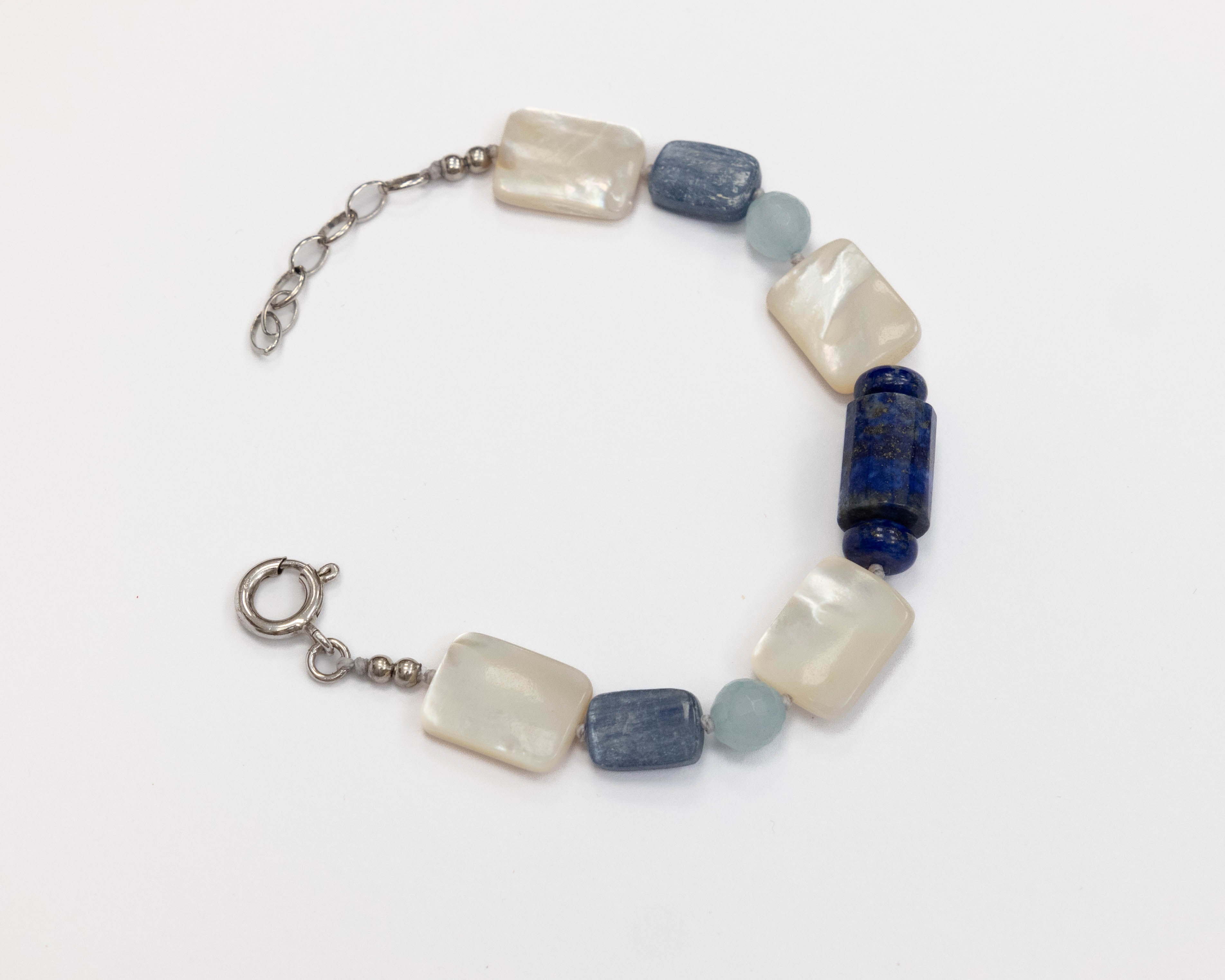 Bracciale in Lapislazzuli, Distene, Quarzo celeste e Madreperla