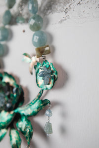 Collana con fiore in rame, Acquamarina, Agata e Opale